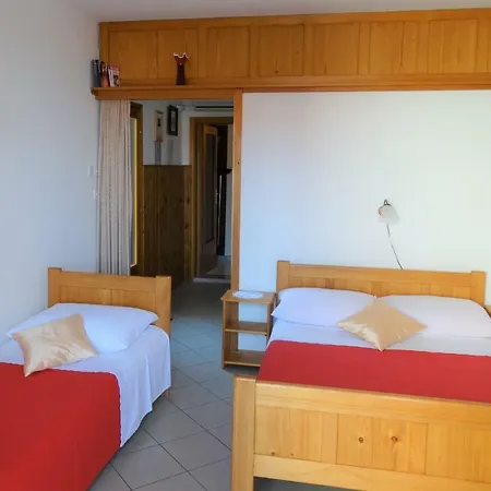Horvat Apartment